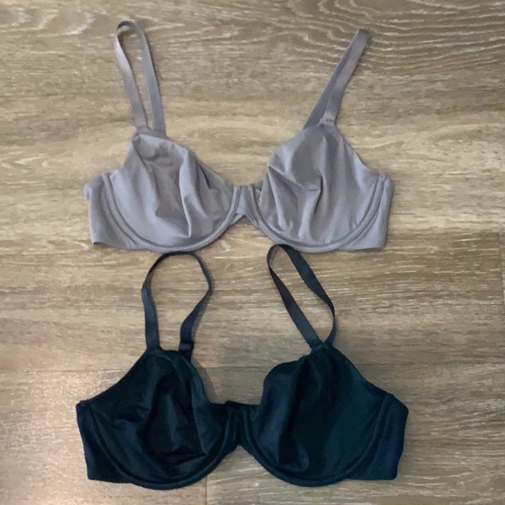 2 Target bras